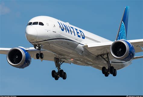 United Airlines Boeing 787.